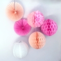 Pack de 6 pompones tejido rosado, linternas de papel Fans, bolas de nido de abeja, decoración