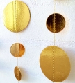 Guirnalda de círculo de papel de oro de umiss para año nuevo y Navidad
